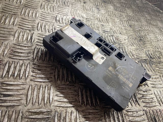 bontott MERCEDES-BENZ E-CLASS Jobb első Ajtó Vezérlőegység