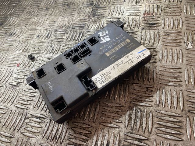 bontott MERCEDES-BENZ E-CLASS Jobb első Ajtó Vezérlőegység