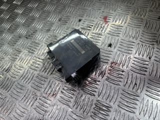 bontott MERCEDES-BENZ E-CLASS Jobb első Ajtó Vezérlőegység