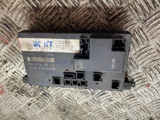 bontott MERCEDES-BENZ E-CLASS Jobb első Ajtó Vezérlőegység