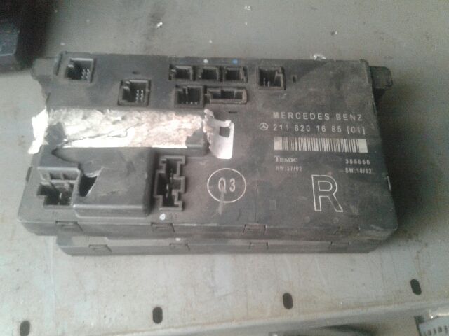 bontott MERCEDES-BENZ E-CLASS Jobb első Ajtó Vezérlőegység