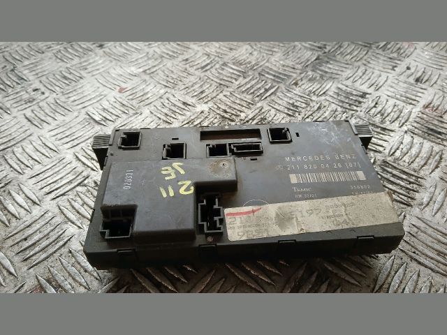 bontott MERCEDES-BENZ E-CLASS Jobb első Ajtó Vezérlőegység