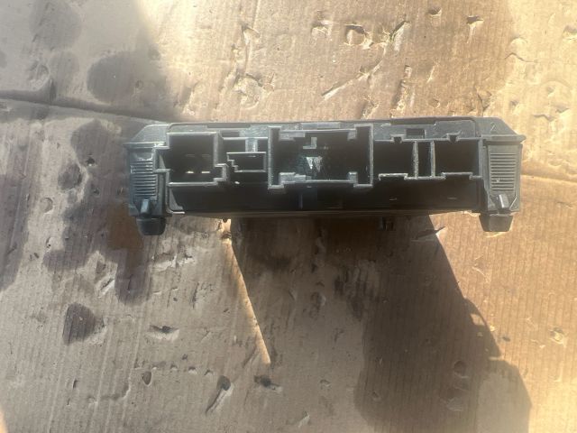 bontott MERCEDES-BENZ E-CLASS Jobb első Ajtó Vezérlőegység