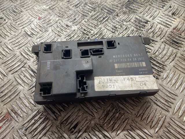 bontott MERCEDES-BENZ E-CLASS Jobb első Ajtó Vezérlőegység