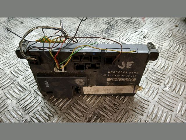 bontott MERCEDES-BENZ E-CLASS Jobb első Ajtó Vezérlőegység