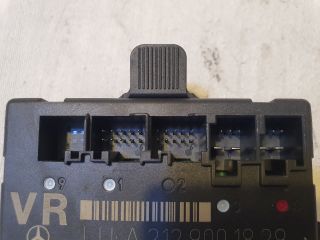 bontott MERCEDES-BENZ E-CLASS Jobb első Ajtó Vezérlőegység