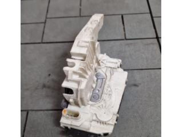 bontott MERCEDES-BENZ E-CLASS Jobb első Ajtózár