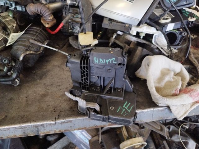 bontott MERCEDES-BENZ E-CLASS Jobb első Ajtózár