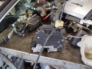 bontott MERCEDES-BENZ E-CLASS Jobb első Ajtózár