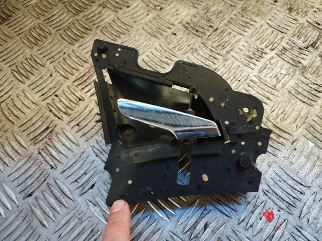 bontott MERCEDES-BENZ E-CLASS Jobb első Belső Kilincs