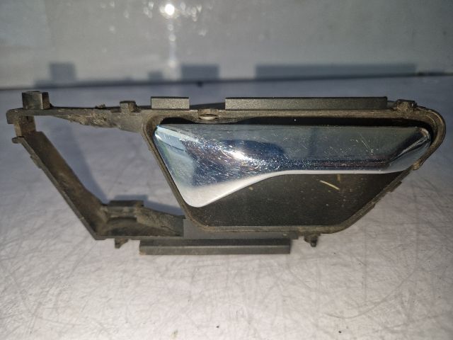 bontott MERCEDES-BENZ E-CLASS Jobb első Belső Kilincs