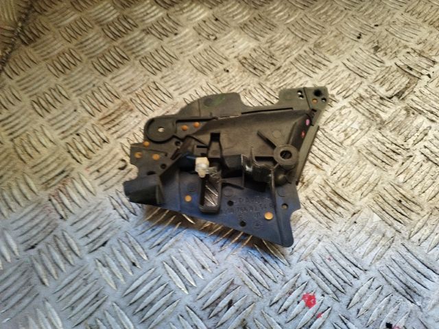 bontott MERCEDES-BENZ E-CLASS Jobb első Belső Kilincs