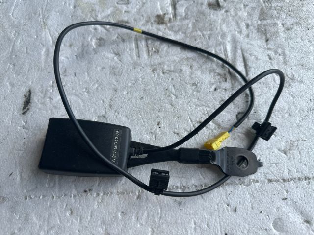 bontott MERCEDES-BENZ E-CLASS Jobb első Biztonsági Öv Csat