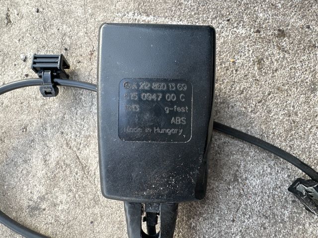 bontott MERCEDES-BENZ E-CLASS Jobb első Biztonsági Öv Csat