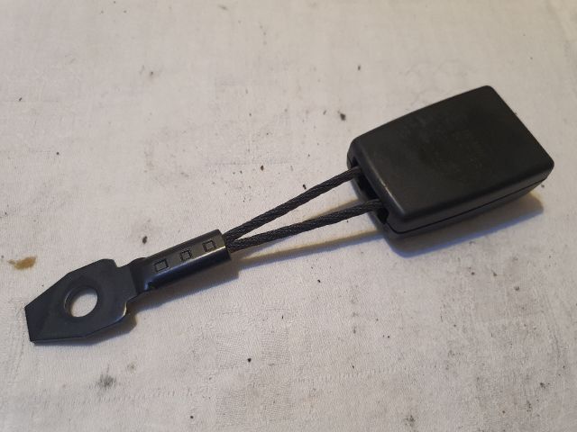 bontott MERCEDES-BENZ E-CLASS Jobb első Biztonsági Öv Csat