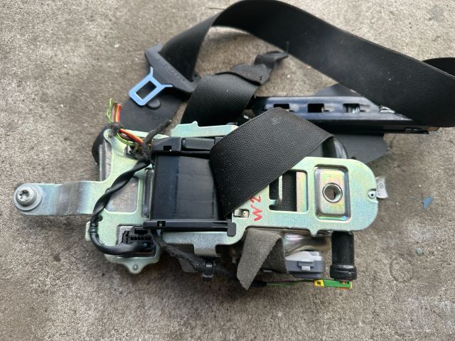 bontott MERCEDES-BENZ E-CLASS Jobb első Biztonsági Öv