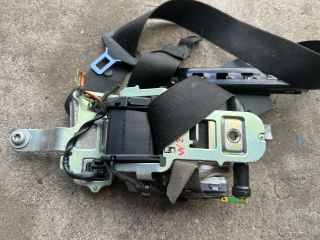 bontott MERCEDES-BENZ E-CLASS Jobb első Biztonsági Öv