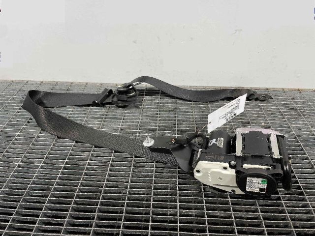 bontott MERCEDES-BENZ E-CLASS Jobb első Biztonsági Öv