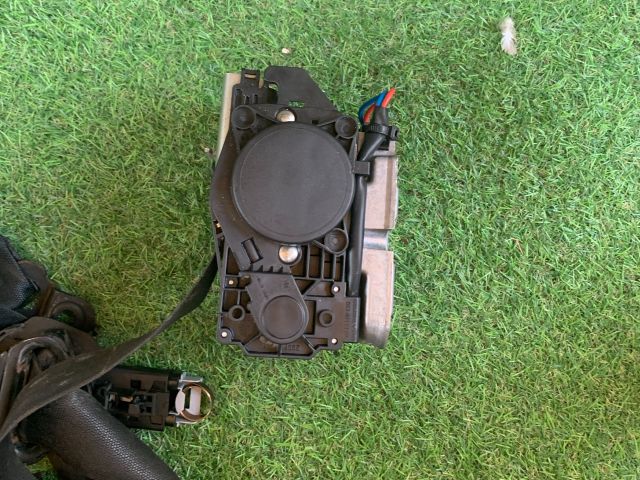 bontott MERCEDES-BENZ E-CLASS Jobb első Biztonsági Öv