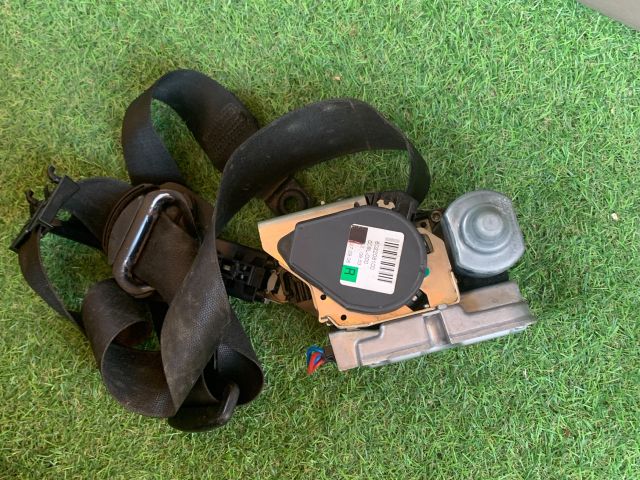 bontott MERCEDES-BENZ E-CLASS Jobb első Biztonsági Öv