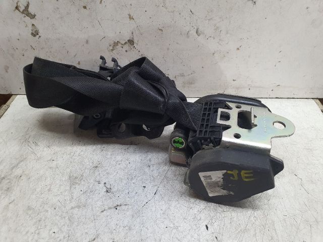 bontott MERCEDES-BENZ E-CLASS Jobb első Biztonsági Öv