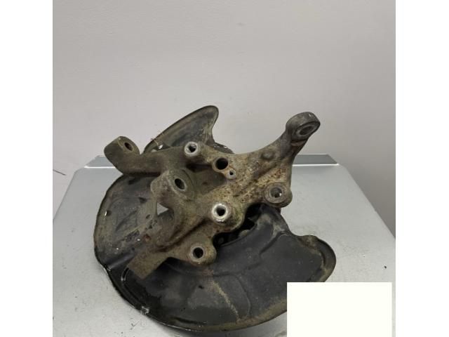 bontott MERCEDES-BENZ E-CLASS Jobb első Csonkállvány