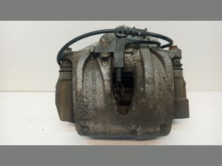 bontott MERCEDES-BENZ E-CLASS Jobb első Féknyereg Munkahengerrel