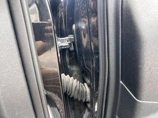 bontott MERCEDES-BENZ E-CLASS Jobb első Felső Zsanér