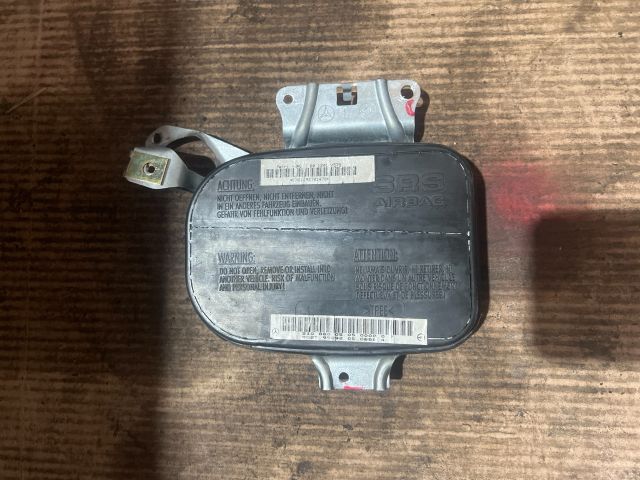 bontott MERCEDES-BENZ E-CLASS Jobb első Függöny Légzsák