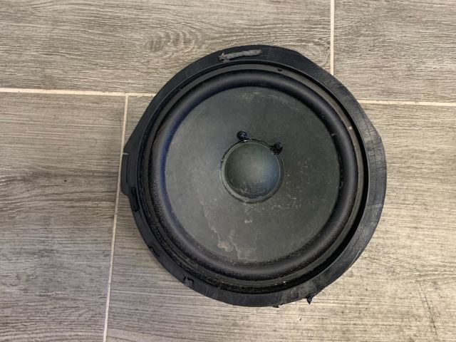 bontott MERCEDES-BENZ E-CLASS Jobb első Hangszóró