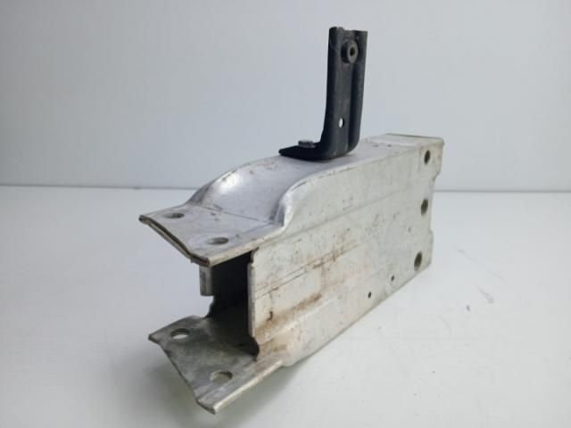 bontott MERCEDES-BENZ E-CLASS Jobb első Hossznyúlvány