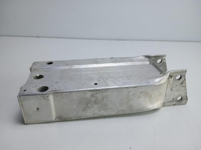 bontott MERCEDES-BENZ E-CLASS Jobb első Hossznyúlvány