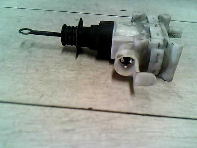 bontott MERCEDES-BENZ E-CLASS Jobb első Központizár Motor