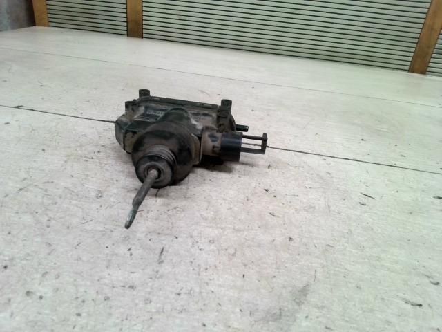 bontott MERCEDES-BENZ E-CLASS Jobb első Központizár Motor