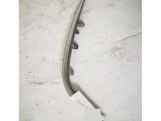 bontott MERCEDES-BENZ E-CLASS Jobb első Lökhárító Díszléc