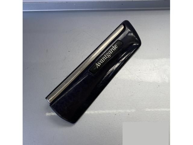 bontott MERCEDES-BENZ E-CLASS Jobb első Sárvédő Díszléc