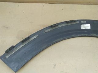 bontott MERCEDES-BENZ E-CLASS Jobb első Sárvédő Díszléc