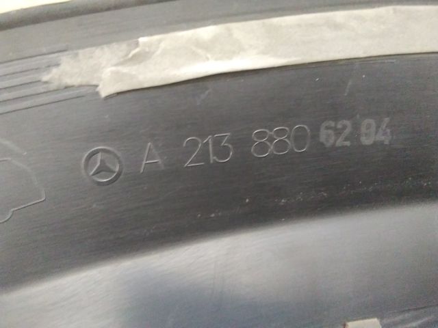 bontott MERCEDES-BENZ E-CLASS Jobb első Sárvédő Díszléc