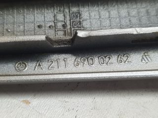 bontott MERCEDES-BENZ E-CLASS Jobb első Sárvédő Díszléc