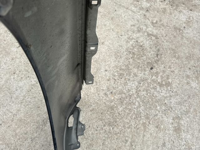 bontott MERCEDES-BENZ E-CLASS Jobb első Sárvédő