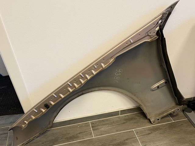 bontott MERCEDES-BENZ E-CLASS Jobb első Sárvédő