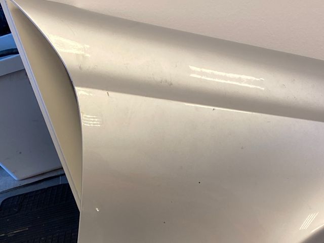 bontott MERCEDES-BENZ E-CLASS Jobb első Sárvédő