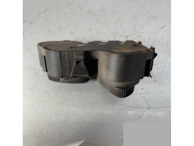 bontott MERCEDES-BENZ E-CLASS Jobb első Ülésállító Kapcsoló