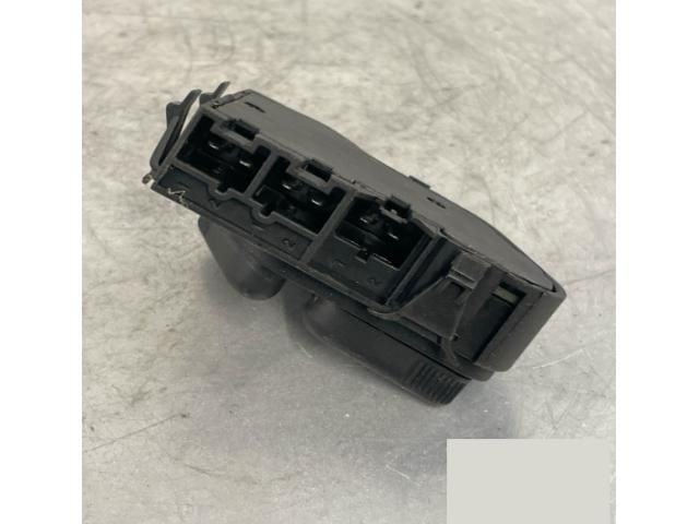 bontott MERCEDES-BENZ E-CLASS Jobb első Ülésállító Kapcsoló