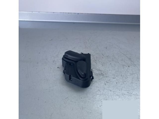 bontott MERCEDES-BENZ E-CLASS Jobb első Ülésállító Kapcsoló