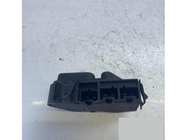 bontott MERCEDES-BENZ E-CLASS Jobb első Ülésállító Kapcsoló