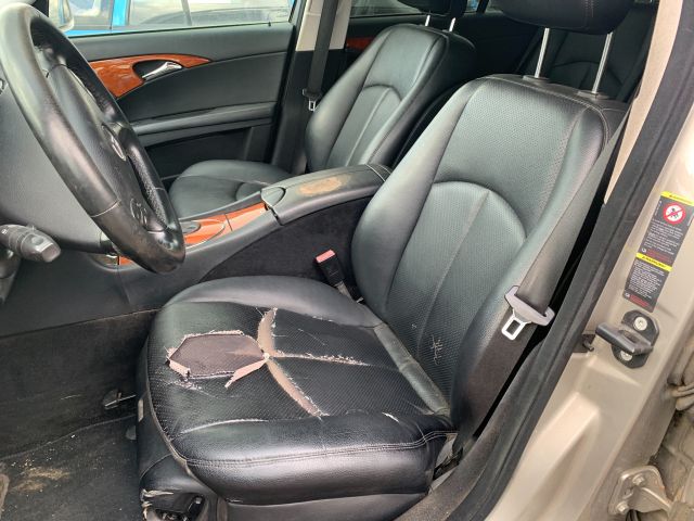 bontott MERCEDES-BENZ E-CLASS Jobb első Zsanér