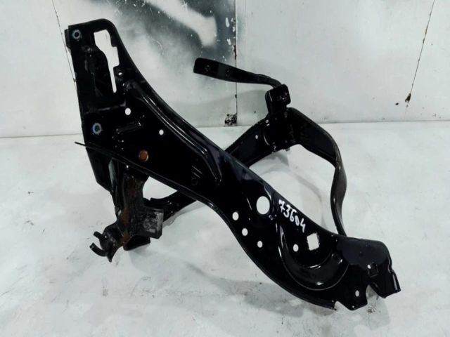 bontott MERCEDES-BENZ E-CLASS Jobb Fényszóró Lámpakeret