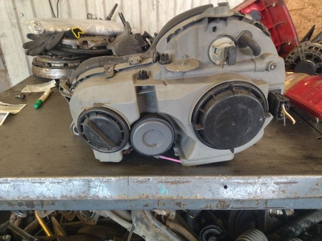 bontott MERCEDES-BENZ E-CLASS Jobb Fényszóró