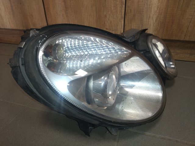 bontott MERCEDES-BENZ E-CLASS Jobb Fényszóró